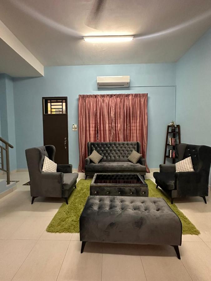 Homestay Naurah Mslim Only *